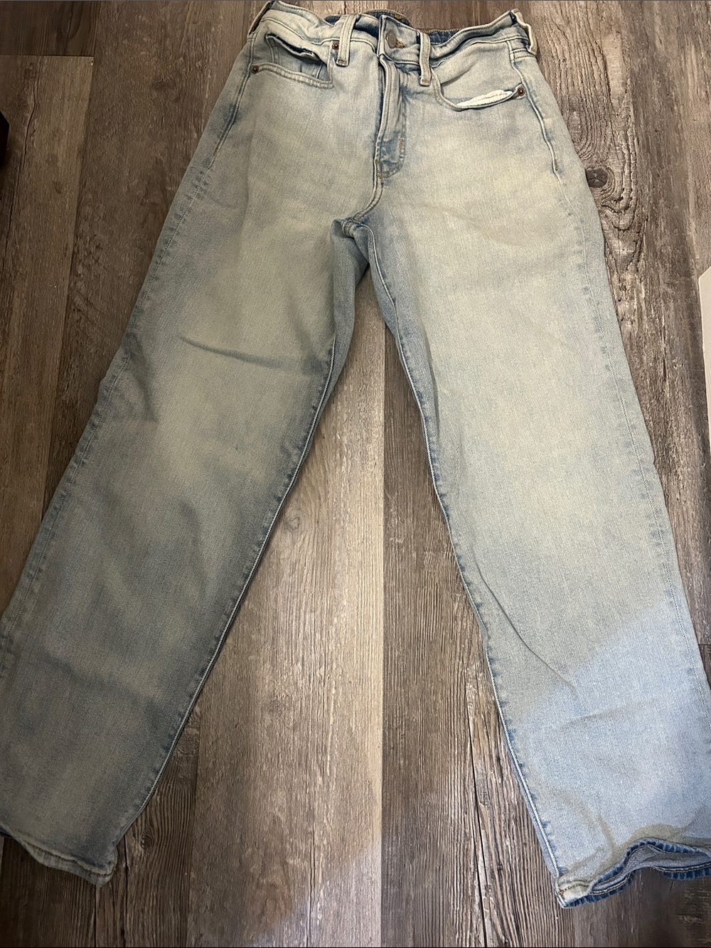 Old Navy Light Blue Relaxed Straight Jeans